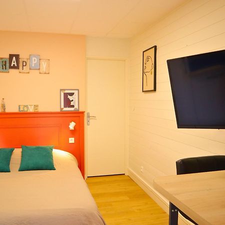 Studio Moderne Et Tout Equipe Au Coeur De Bourbourg - Gare A Proximite Kültér fotó